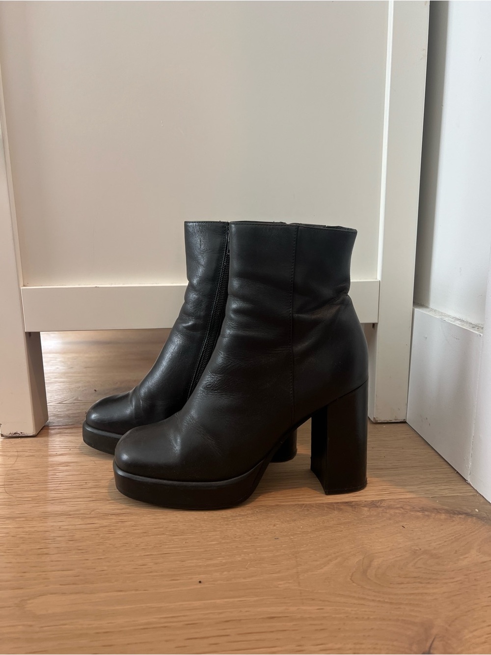 Jeffery Campbell Black Platform Leather Boots